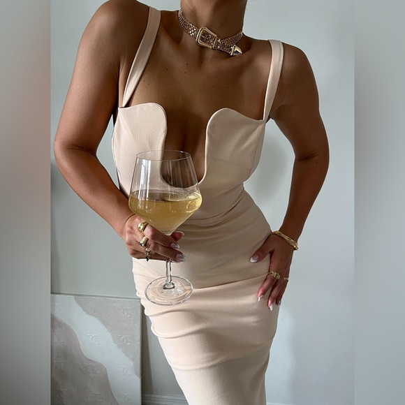 U-NECKLINE MAXI DRESS BEIGE - Picture 5 of 16